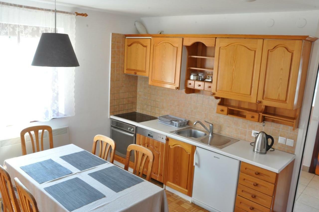 فيلا Apartma Marija Hiska 79 كاتيز أوب سافي المظهر الخارجي الصورة